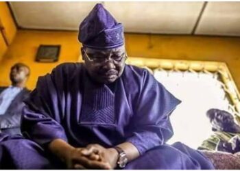 BREAKING: Former Governor Of Oyo State, Senator Abiola Ajimobi Is Dead