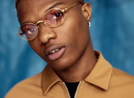 See Rude Reply Wizkid Gave To A Fan Who Asked About His Album