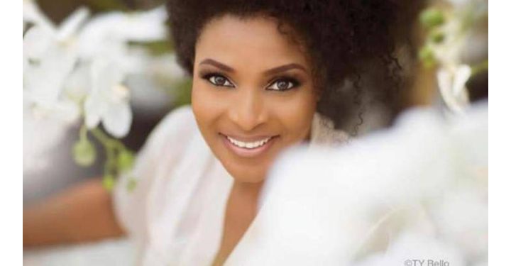 Tears Flow As Tope Alabi Dedicates Emotional Tribute Song To Ibidunni Ighodalo