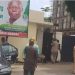 BREAKING: Police Seal Off APC Headquarters In Abuja
