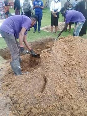 Lagos Lawmaker Hon. Tunde Braimoh Buried (Photos)