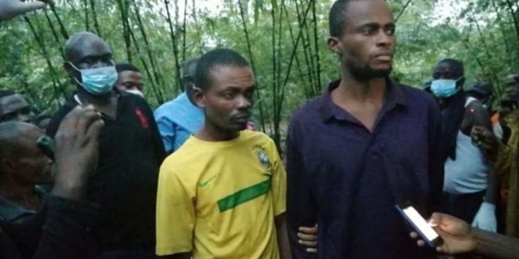 Suspected Police Bury Police Informants Alive In Rivers