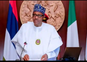 Buhari And Cheif Of Army Staff Buratai meet at Aso Rock