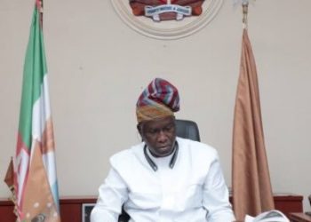 Defection: Osun deputy governor receives PDP leaders