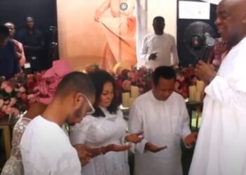 Bishop Oyedepo At Tope Alabi’s 50th Birthday (Video)