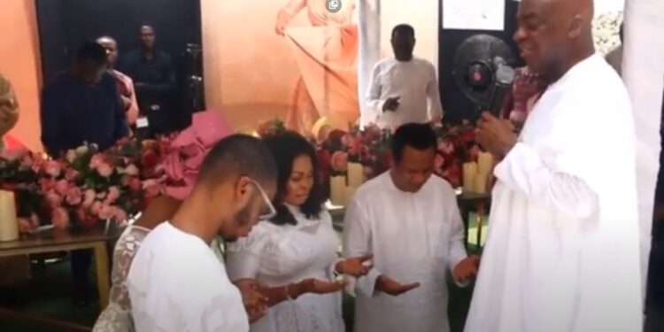 Bishop Oyedepo At Tope Alabi’s 50th Birthday (Video)