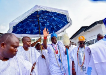 Ooni Of Ife Names His Newborn Prince Adesoji Aderemi (Photos)