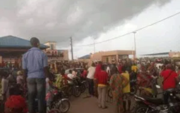 Jubilation In Seme As FG Reopens Four Land Borders