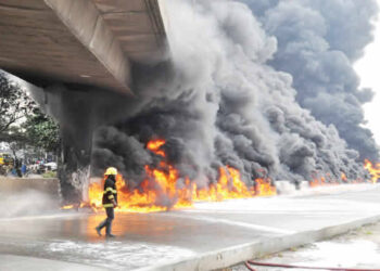 FG Warns Public Against Using Lagos Airport Road Flyover