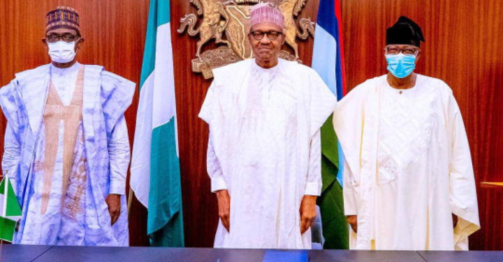 Breaking: Buhari receives, Bankole, Daniel new APC members in Aso Rock