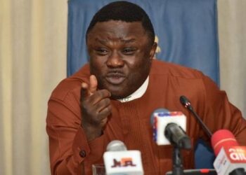 Cross River Governor Dumps PDP For APC