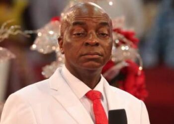 “Youths Can’t Think”: Bishop David Oyedepo Begs FG To Regulate Twitter, Others