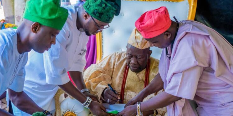 MKH expands to Ibadan as Olubadan gives Kudos for Solid structure of Estate