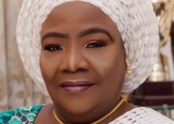 Asiwaju Rotimi Ajanaku Loses Mum