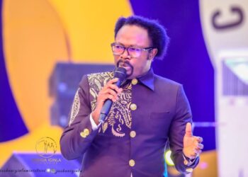Joshua Iginla In Celebration Mood……. Gifts Car, Cash To Pastors and Members
