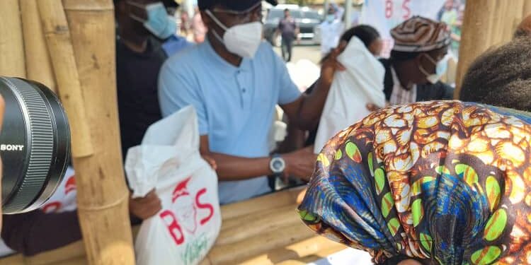 EXCITEMENT AS SANWO-OLU MADE SURPRISE APPEARANCE IN SMALL LONDON