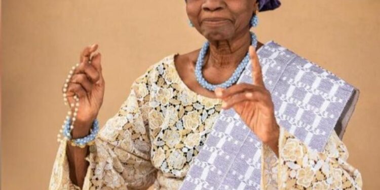 AS LADY DOJA OTEDOLA CLOCKS 90 BY KEEM ABDUL