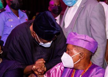ALAAFIN: Gbenga Daniel Condoles Gov Makinde,Oyo People