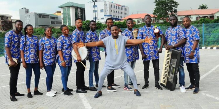 SAMMEK MOMENTS ENTERTAINMENT SET TO TOUR USA WITH DOTUN OGUNLABI