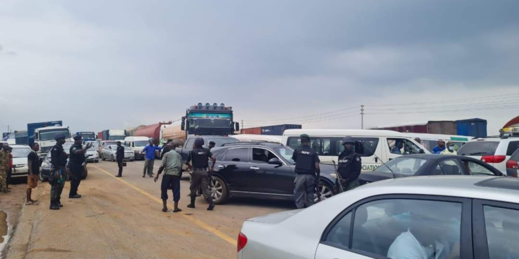 ASUU Strike: Students Block Lagos-Ibadan Expressway