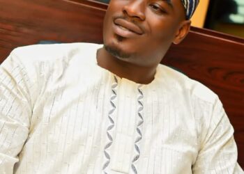 ISOLO LG BOSS CELEBRATES SPECIAL ADVISER  HON ABIOLA AYINDE MARSHAL