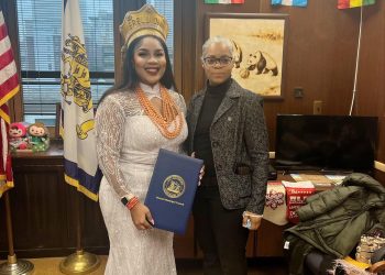 Photos: Erelu Okin In Joyous Mood As She Receives Honorary US Citizenship