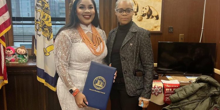 Photos: Erelu Okin In Joyous Mood As She Receives Honorary US Citizenship