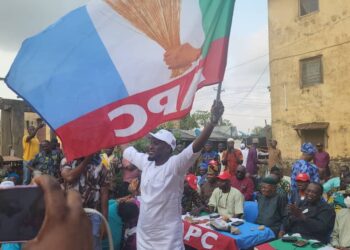 Excitement as Asiwaju solidarity movement welcomes, Hon Yusuf Olaseni Oladipipo (PIPO) to it’s political family