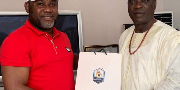 Lagos Sports Commission DG, Lekan Fatodu, Pays Courtesy Visit to Legendary Fuji Icon KWAM 1 for Youth Engagement Partnership