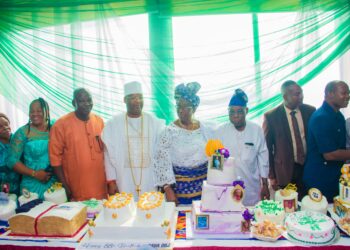 Aare Emmanuelking celebrates Chief Obasanjo’s 88th birthday at global prayer breakfast