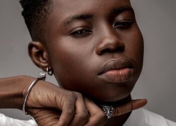 Peller conversion from Islam to Christianity