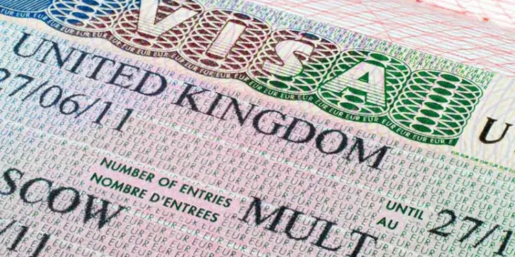 UK Tightens Border Rules: British Children Born Abroad Must Present UK Passport or Pay £589 Fee