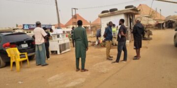 Late Arrival of INEC Officials Delays Voting in Kuje Area Council