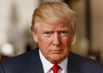 Trump Slams U.S. Supreme Court Over Tariff Defeat, Announces Fresh 10% Global Levy