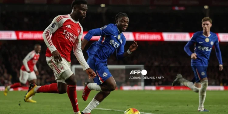 Set-Piece Kings! Arsenal Sink 10-Man Chelsea to Stay Five Points Clear Focus Keyphrase: Arsenal beat Chelsea 2-1