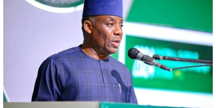 FG Outlaws ‘Dr’ Title for Honorary Degree Holders, Cites Rising Abuse