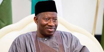 Jonathan Sparks Laughter Calling Sanusi “My Good Friend” at Gowon’s Book Launch